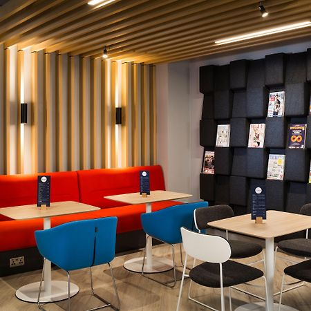 Holiday Inn Express St. Albans - M25, Jct.22 St Albans Екстер'єр фото
