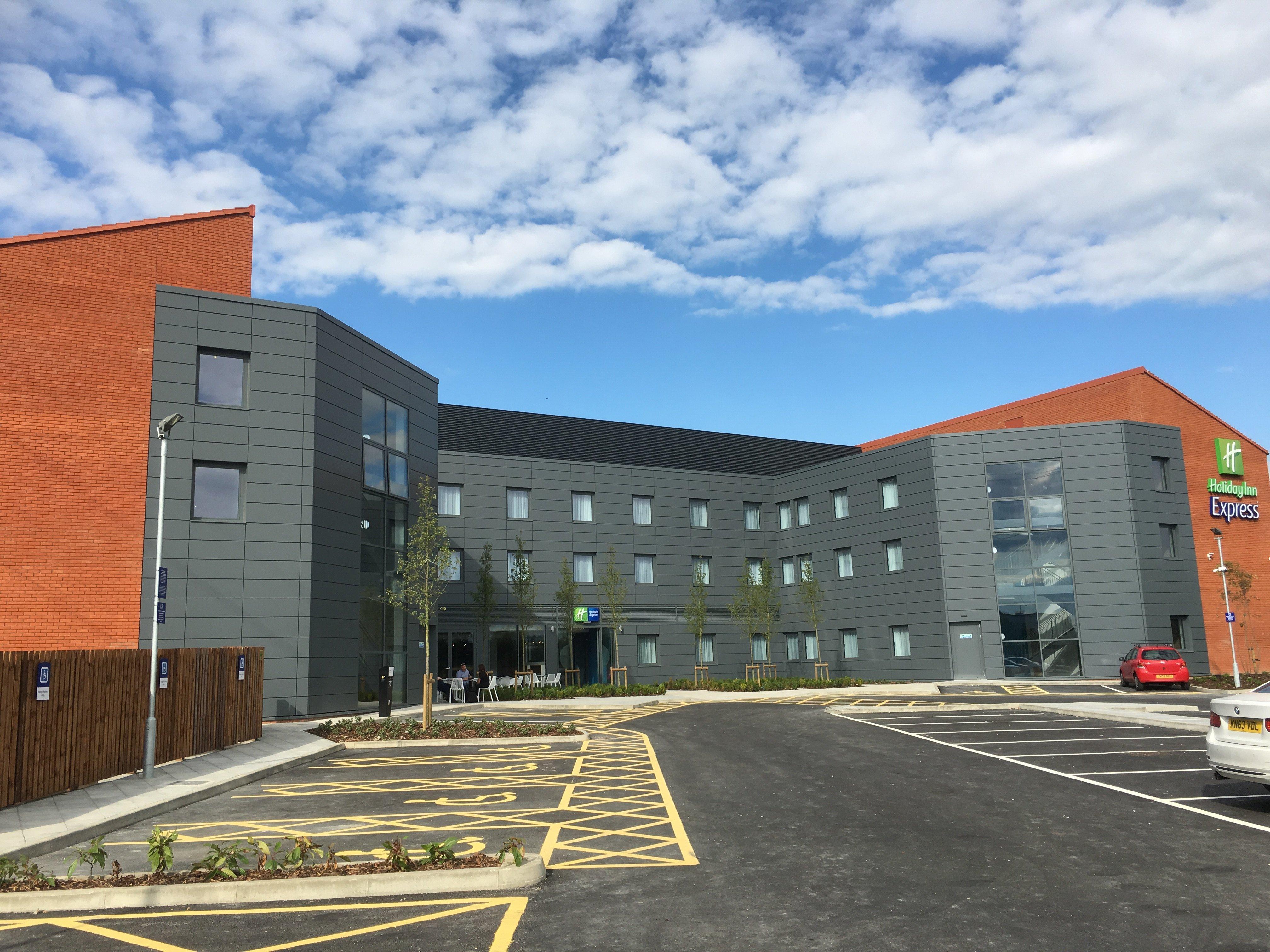 Holiday Inn Express St. Albans - M25, Jct.22 St Albans Екстер'єр фото
