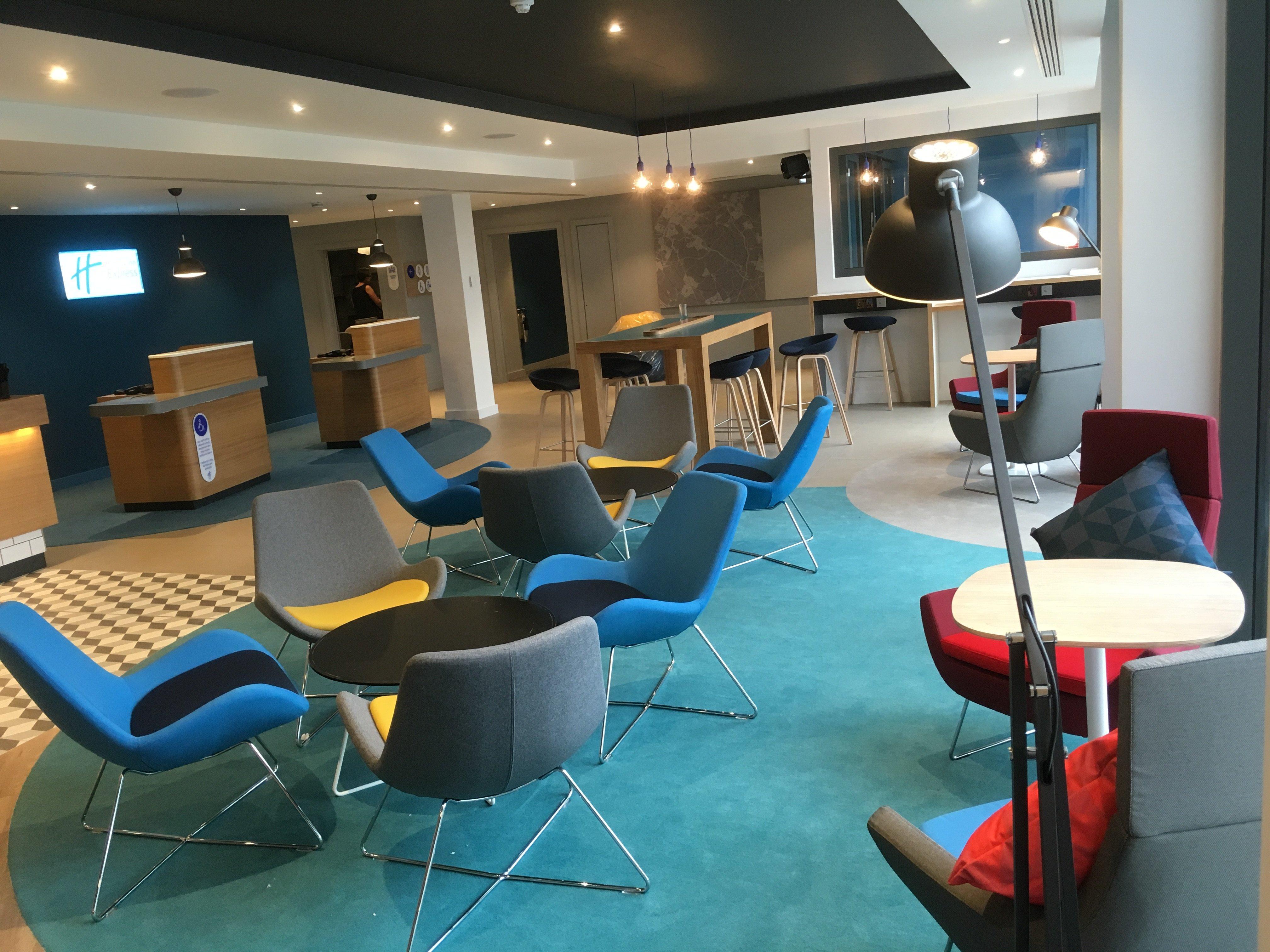 Holiday Inn Express St. Albans - M25, Jct.22 St Albans Екстер'єр фото